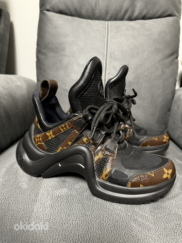 Louis Vuitton Arclight Sneakers. Nagu uued!