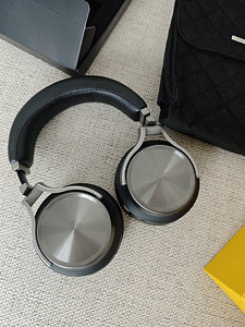 Corsair virtuoso RGB SE kõrvaklapid (1 foto / 2)