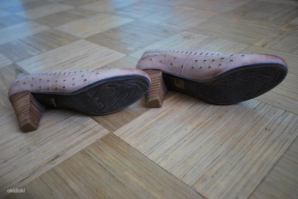 030-Berlin uued ilusad nahast kingad s.37 (foto #3)