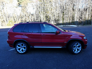 BMW x5 4.8is (5 foto / 13)