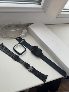 Apple Watch Series 7 45mm (3 foto / 6)