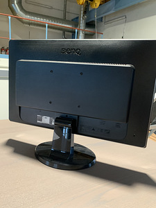 Монитор benq gl2250 (2 фото из 4)