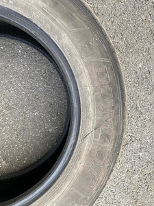 Dunlop rehv 235/65/17 (4tk) (2 foto / 3)