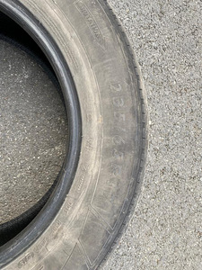 Dunlop rehv 235/65/17 (4tk) (3 foto / 3)
