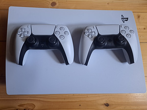 PlayStation 5 +2 пульта (2 месяца) (1 фото из 1)