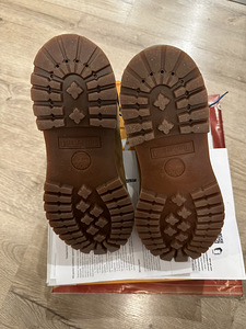 Timberland 6 inch premium 42 uued (5 foto / 8)