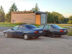 2x BMW e32 730iA m30b30 (1 фото из 13)