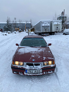 BMW 318i мануал (4 фото из 9)