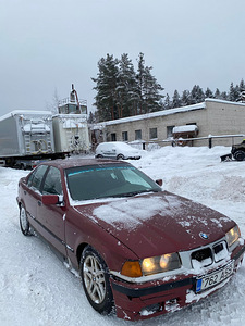 BMW 318i мануал (6 фото из 9)