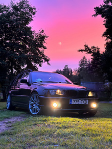 BMW e46 touring 330d manuaal (1 foto / 14)