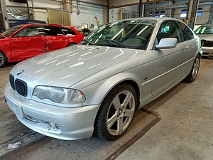 BMW e46 coupe 330ci 170kw (2 foto / 6)