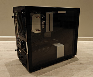 Gaming PC i7/16GB/P4000 (3 foto / 3)
