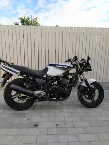 Kawasaki EX 500A GPZ 1987 varuosadeks (4 foto / 5)