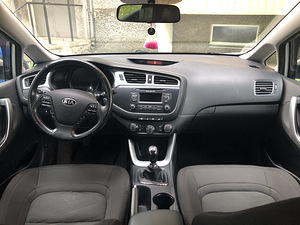 KIA CEE'D SPORTSWAGON 1,6 GDi-16V (83.836km) (6 foto / 15)