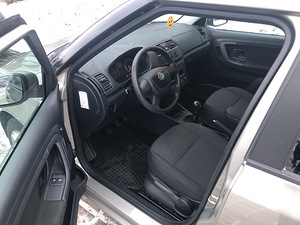 SKODA FABIA 1.2 TDI COMBI (5 foto / 15)