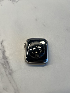 Apple Watch series 7 (3 foto / 5)