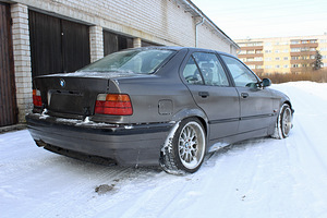 BMW 318i 1.8 83kw E36 (9 foto / 12)