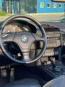 BMW 328i 2.8 142kw E36 (6 foto / 8)