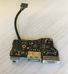 Apple MacBook Air 13 " Mid 2011 I/O Board plaat (2 foto / 3)