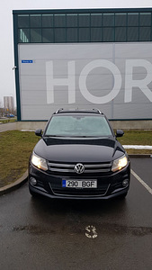 Volkswagen Tiguan 1.4 118kw (2 foto / 5)