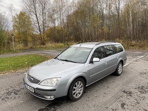 Ford Mondeo Ghia 2.0 96kw (2 foto / 11)