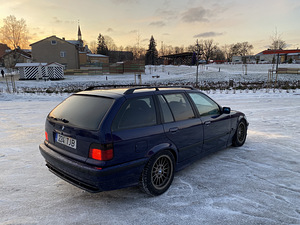BMW E36 323i 2.8 142kw (4 foto / 12)