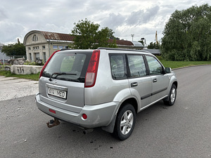 Nissan X-trail 2.0 103kw (4 foto / 8)