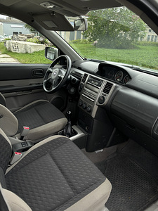 Nissan X-trail 2.0 103kw (7 foto / 8)