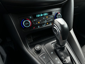 Ford Focus 2.0 110 кВт (12 фото из 15)