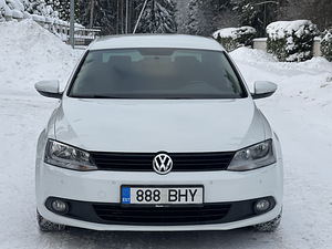 Volkswagen Jetta 2014a (1 foto / 10)