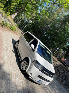 VOLKSWAGEN MULTIVAN 4x4 (12 фото из 12)