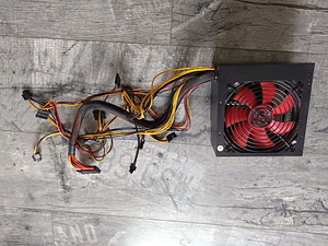 Toiteplokk 650w (1 foto / 2)