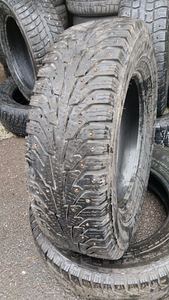 KAUBIKU TALVEREHVID NOKIAN 205 75 R16c , 2tk (1 foto / 1)