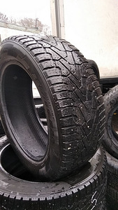 TALVEREHVID 255 55 R20 PIRELLI (1 foto / 1)