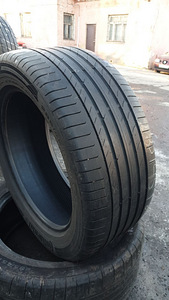 ЛЕТНИЕ ШИНЫ CONTINENTAL 285 40 R20 (1 фото из 2)