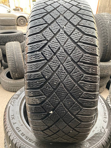 TALVEREHVID / LAMELLREHVID / M+S / CONTINENTAL / 235 55 19 (1 foto / 3)