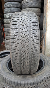 ЗИМНИЕ ШИНЫ PIRELLI 255 55 20 (1 фото из 1)