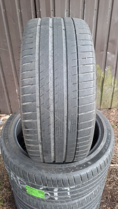 ЛЕТНИЕ ШИНЫ MICHELIN 255 40 R20 (2 фото из 2)