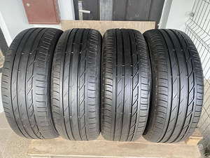 SUVEREHVID 225 50 R18 BRIDGESTONE (1 foto / 2)