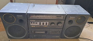Panasonicu S-XBS, kvaliteetne kaasaskantav makk (1 foto / 2)