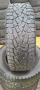 KAUBIKU TALVEREHVID NOKIAN 215 65 R16c (1 foto / 4)