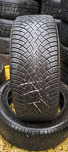 TALVEREHVID NOKIAN 235 50 R19 (1 foto / 1)