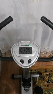 HouseFit велотренажер (2 фото из 4)