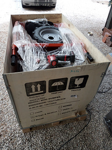 Строительная тележка с двигателем Briggs&Stratton, 4x4 и сне (6 фото из 6)
