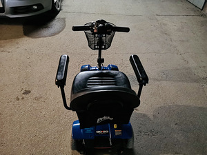Электросамокат Pride Mobility Go Go (7 фото из 7)