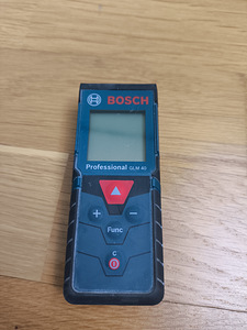 Bosch GLM 40 laserkaugusmõõtja (2 foto / 2)