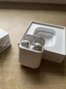 Airpods gen 1 (2 foto / 3)