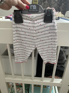 Beebi püksid 4tk( MOTHERCARE; TucTuc; Guess) 50-68cm (2 foto / 6)
