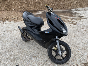 Yamaha Aerox 70cc (2 foto / 4)
