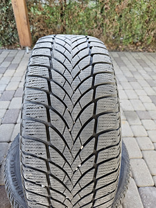Goodyear Ultragrip Ice 2 Mõõt 215/55/17 (5 foto / 6)